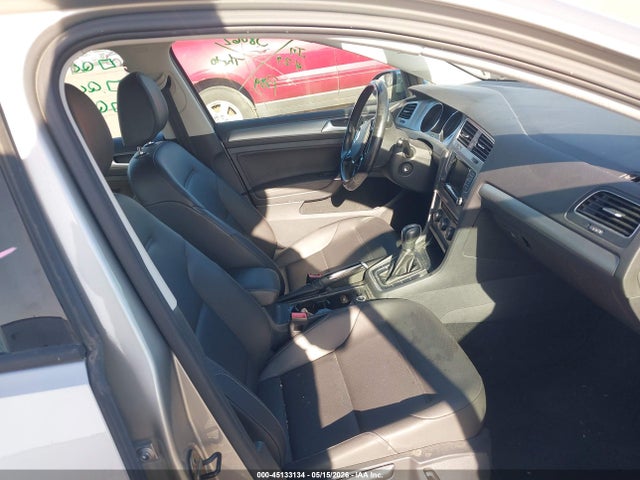 Volkswagen Golf Tsi S 4-door