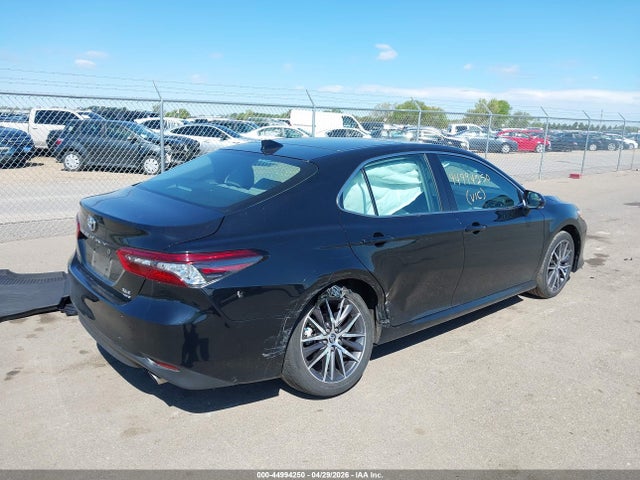 Toyota Camry Xle Awd