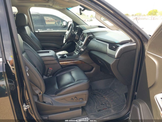 Chevrolet Suburban Lt