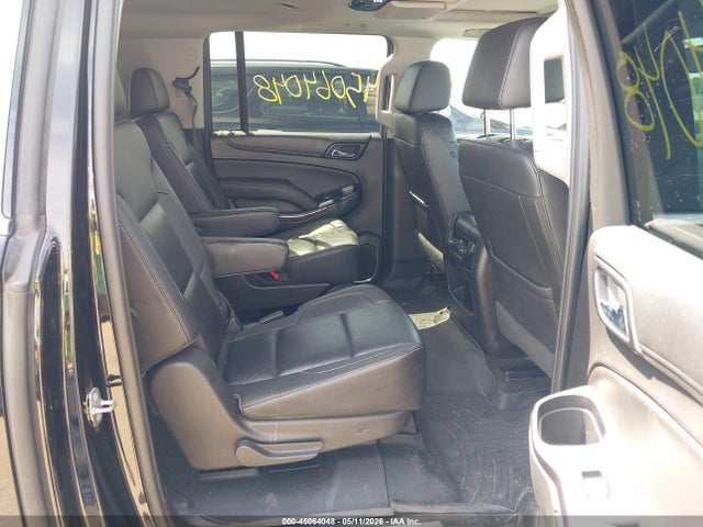 Chevrolet Suburban Lt