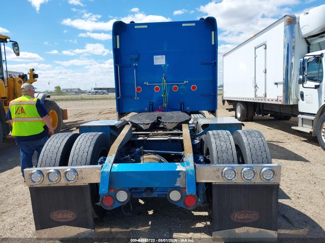 Peterbilt 389