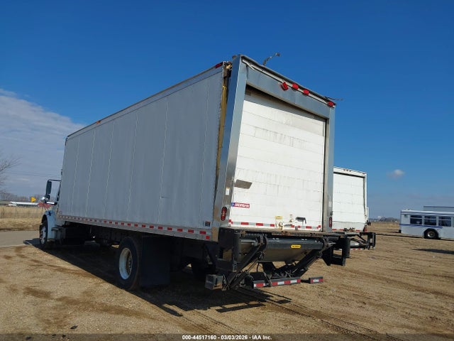 Freightliner M2 106