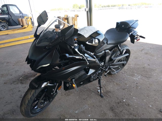 Yamaha Yzfr7