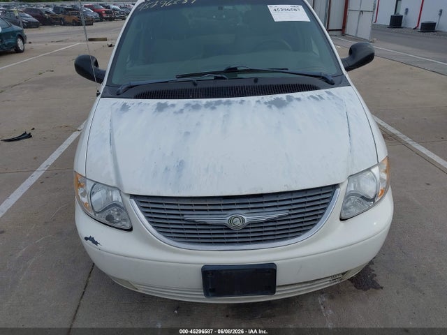 Chrysler Town & Country Limited