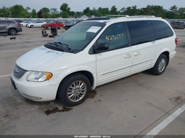 Chrysler Town & Country Limited