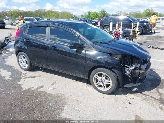 Salvage Ford Fiesta Image