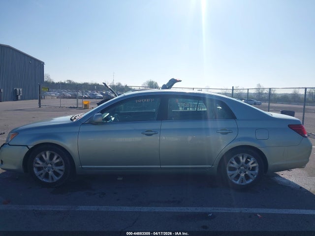 Toyota Avalon Xls