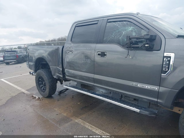 Ford F-250 Xlt