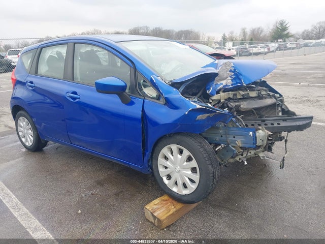 Salvage Nissan Versa Image