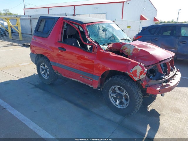 Salvage Chevrolet Tracker Image