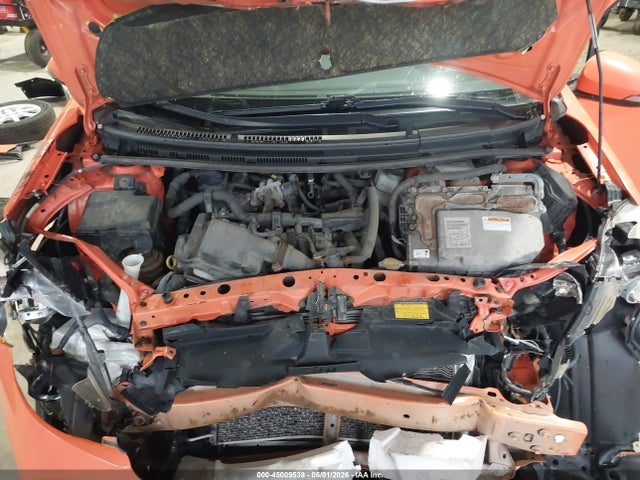 Toyota Prius c Three