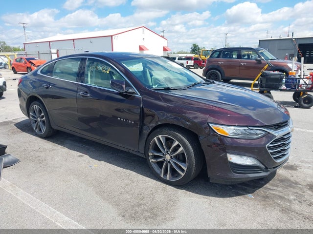 Salvage Chevrolet Malibu Image