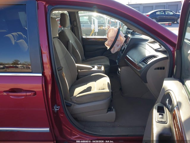 Chrysler Town & Country Touring