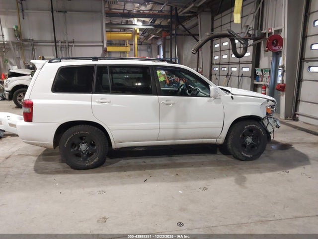 Toyota Highlander V6