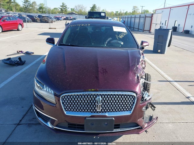 Lincoln MKZ Reserve