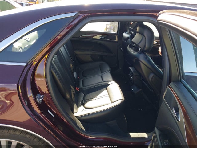 Lincoln MKZ Reserve
