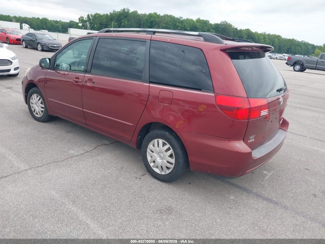 Toyota Sienna Le