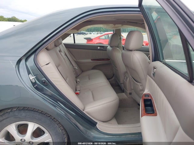 Toyota Camry Xle V6