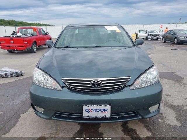 Toyota Camry Xle V6
