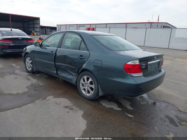 Toyota Camry Xle V6
