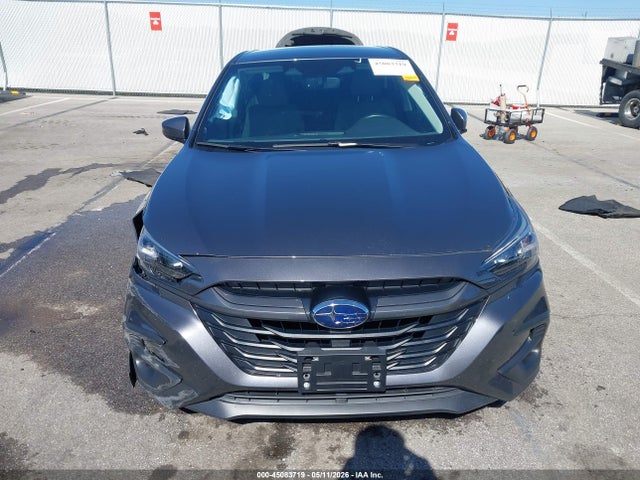 Subaru Legacy Premium