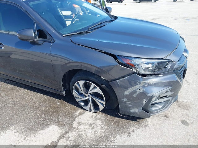 Subaru Legacy Premium