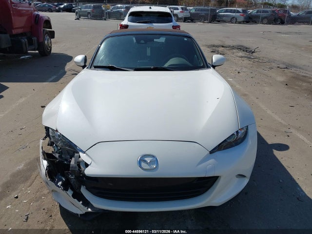 Mazda MX-5 Miata Grand Touring