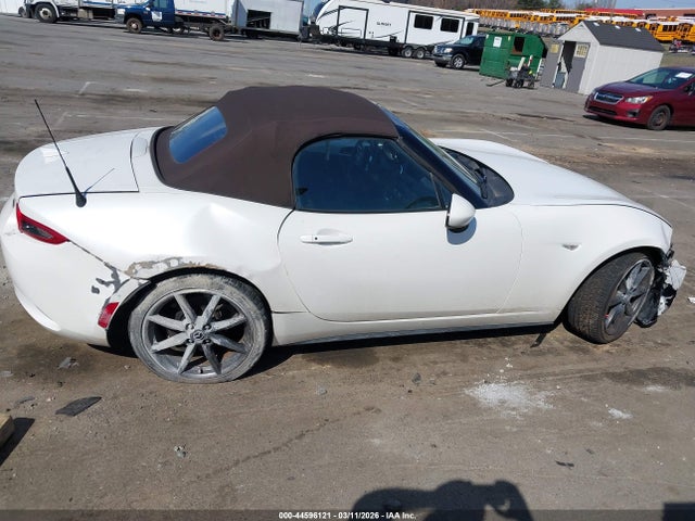 Mazda MX-5 Miata Grand Touring