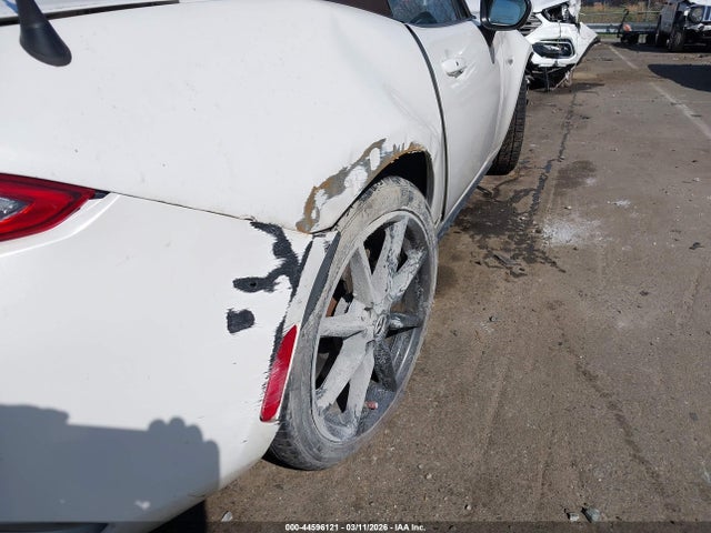 Mazda MX-5 Miata Grand Touring