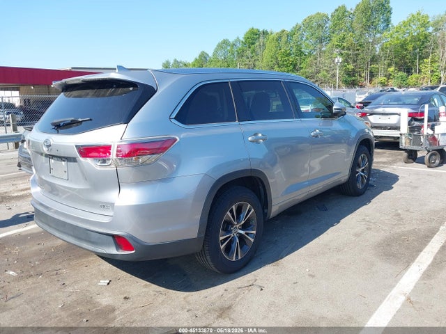 Toyota Highlander Xle V6