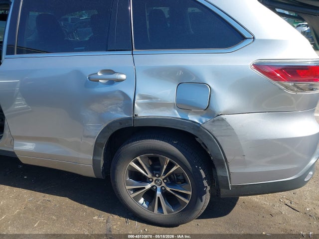 Toyota Highlander Xle V6