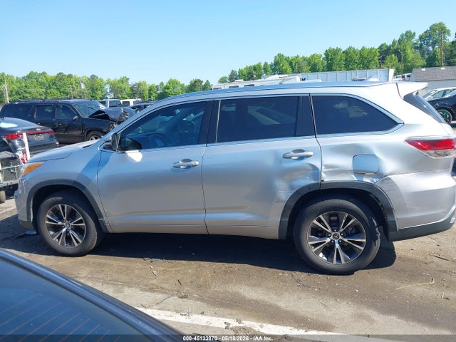 Toyota Highlander Xle V6