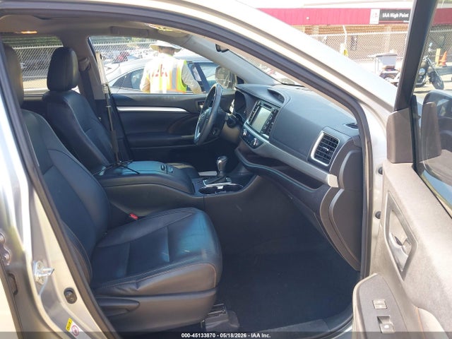 Toyota Highlander Xle V6