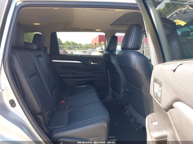 Toyota Highlander Xle V6