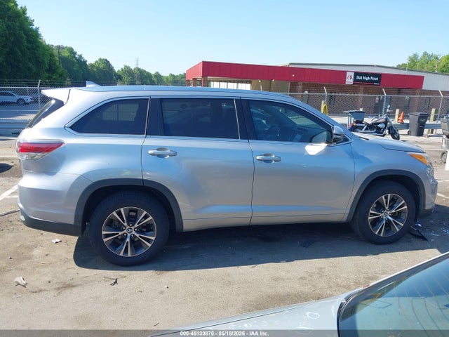 Toyota Highlander Xle V6