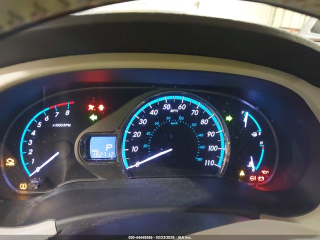 Toyota Sienna Xle V6