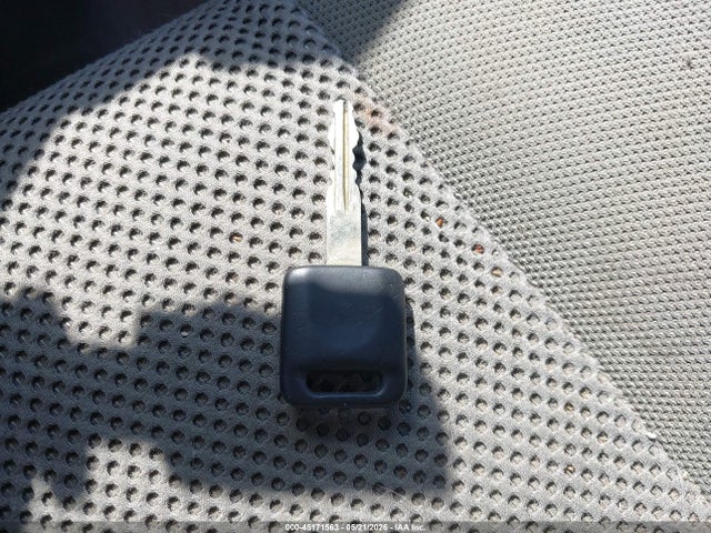 Nissan Frontier Sv