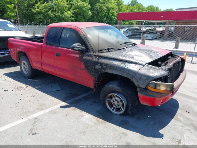 Salvage Dodge Dakota Image