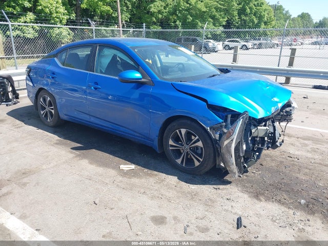 Salvage Nissan Sentra Image