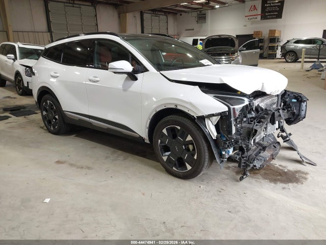 Salvage Kia Sportage Image