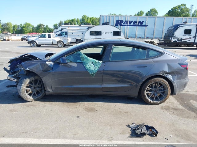 Tesla Model 3 Rear-wheel Drive
