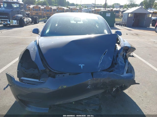 Tesla Model 3 Rear-wheel Drive