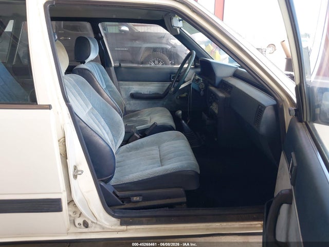 Toyota Camry Dlx