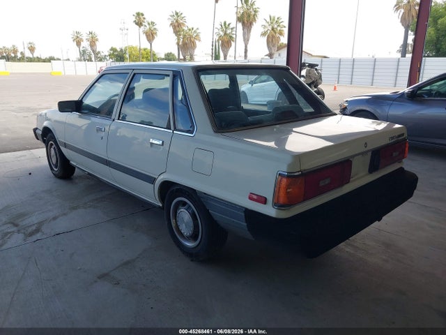 Toyota Camry Dlx