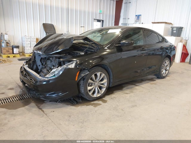 Chrysler 200 S