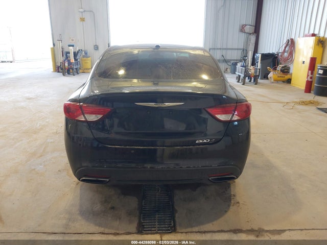 Chrysler 200 S