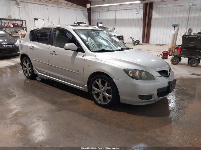 Salvage Mazda Mazda3 Image
