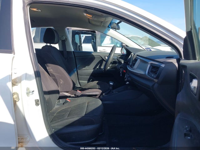 Kia Rio Lx
