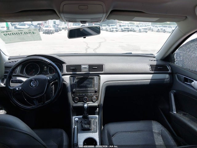 Volkswagen Passat 2.0t Wolfsburg Edition