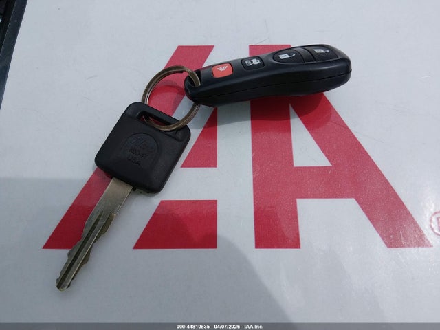 Nissan Versa 1.8 S